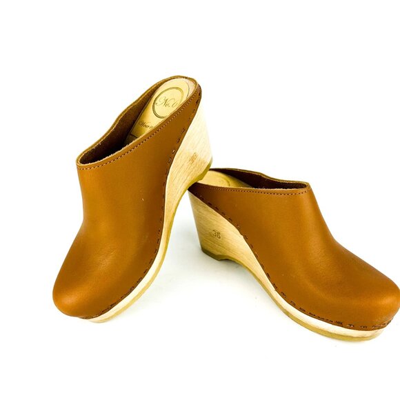 No. 6 Wedge Clog in Palomino (size 39) - Picture 1 of 15
